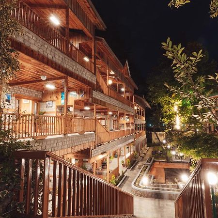 Hotel Negi'S Mayflower A Heritage Since 1965 Manāli Kültér fotó