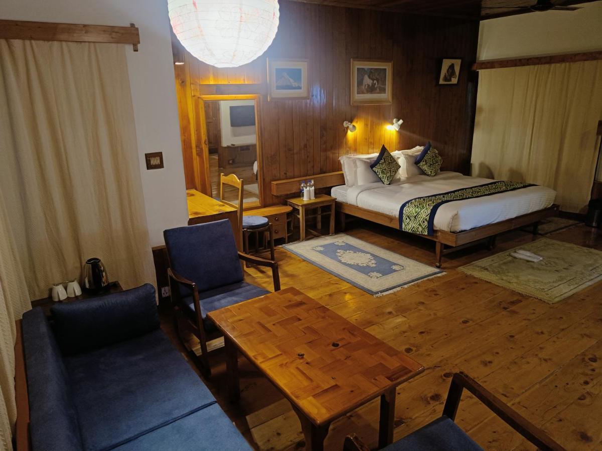 Hotel Negi'S Mayflower A Heritage Since 1965 Manāli Kültér fotó