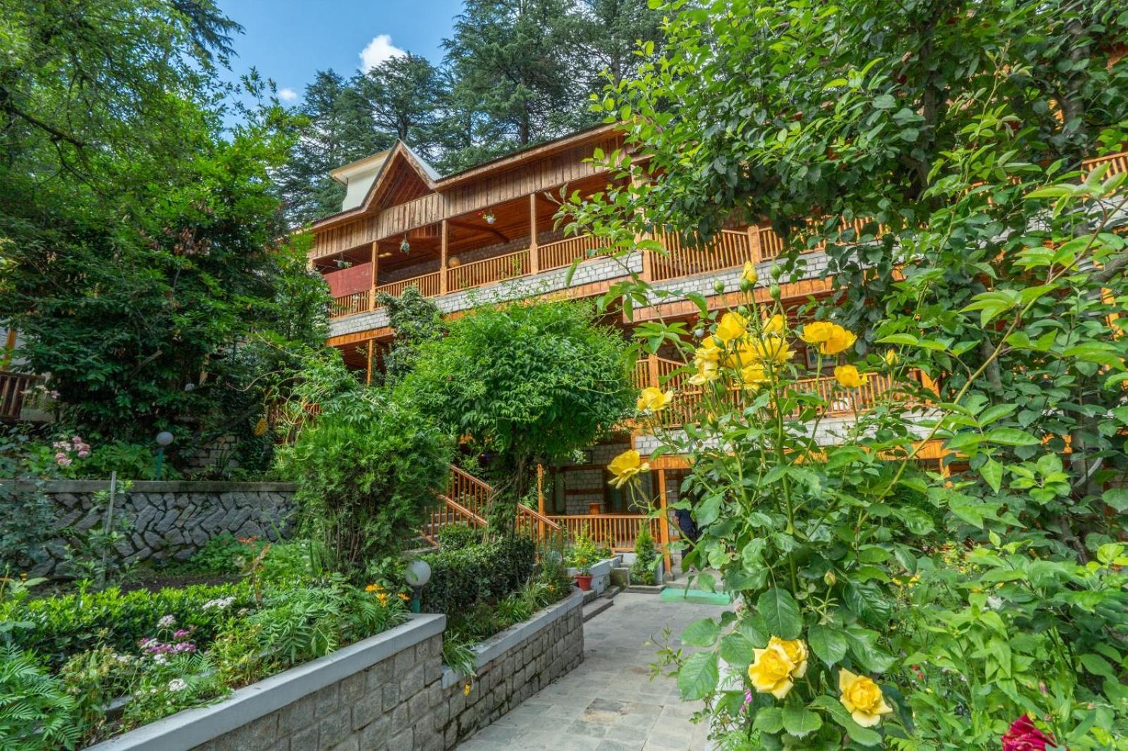 Hotel Negi'S Mayflower A Heritage Since 1965 Manāli Kültér fotó